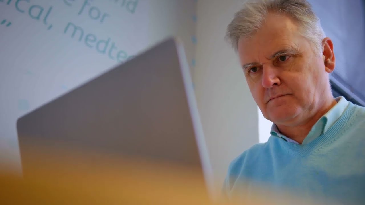 Preview image for the external video "Innopharma Education".