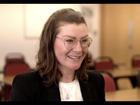 Preview image for the external video "Erica Gomes - Brazillian - Graduate in International Business &amp; Law".