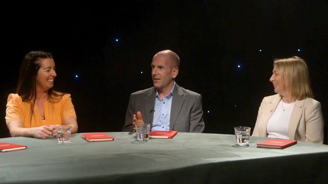 Preview image for the external video "Mastering ACCA qualification at Griffith College: Roundtable Discussion".