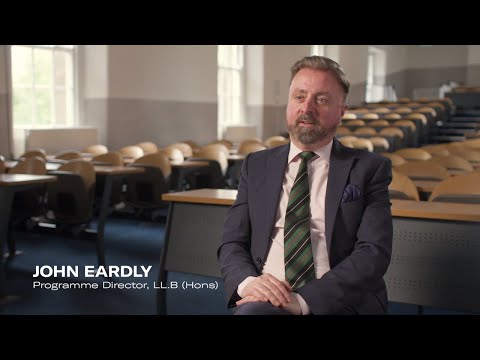 Preview image for the external video "Griffith College Dublin | Law Faculty (LLB)".