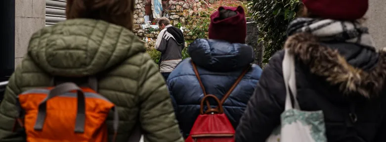 Eva Kelly - Women Walk the City