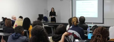 Aoife Hegarty speaks with Griffith College journalism students