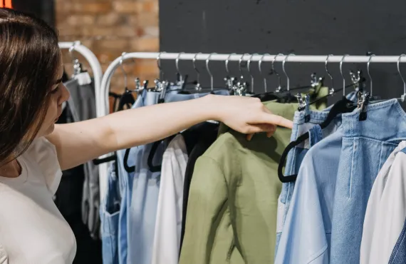 fashion-buying-merchandising