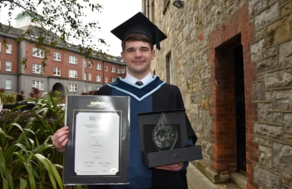 Business student wins award