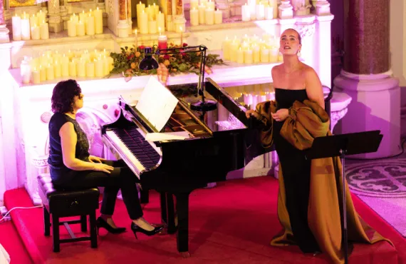 Mezzo Niamh O'Sullivan - Cork Opera