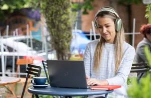 Business remote student 