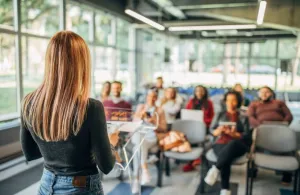 leadership management courses