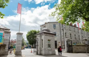 GCD entrance