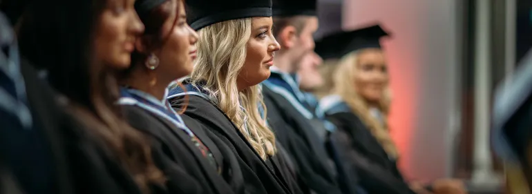 Hire your Griffith University bachelor graduation hood – Churchill Gowns