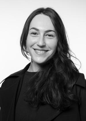 Portrait image of Dayna