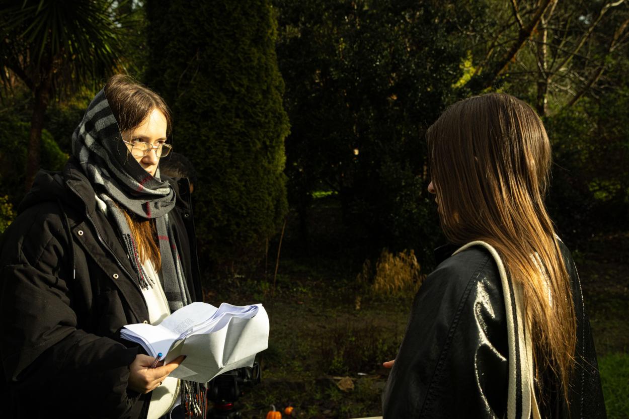 Talking with the main actress of The Carving